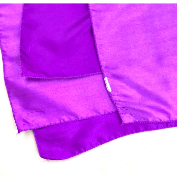 Chanel scarf - Picture 2 of 3